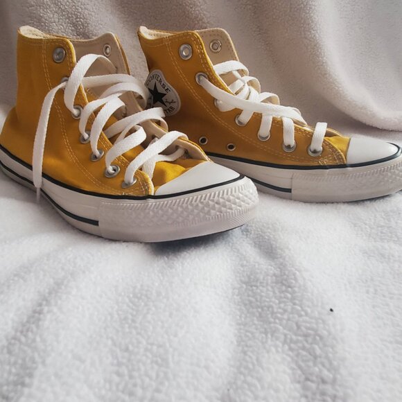 Converse Chuck Taylor high tops yellow women 8 men 6 with embroidery - Picture 7 of 9